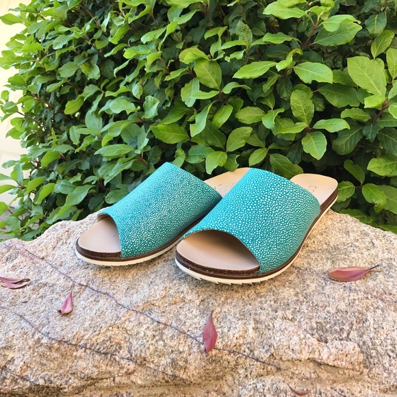 NIB Turquoise Lounge Huarache Slide Sandals - Picture 2 of 5