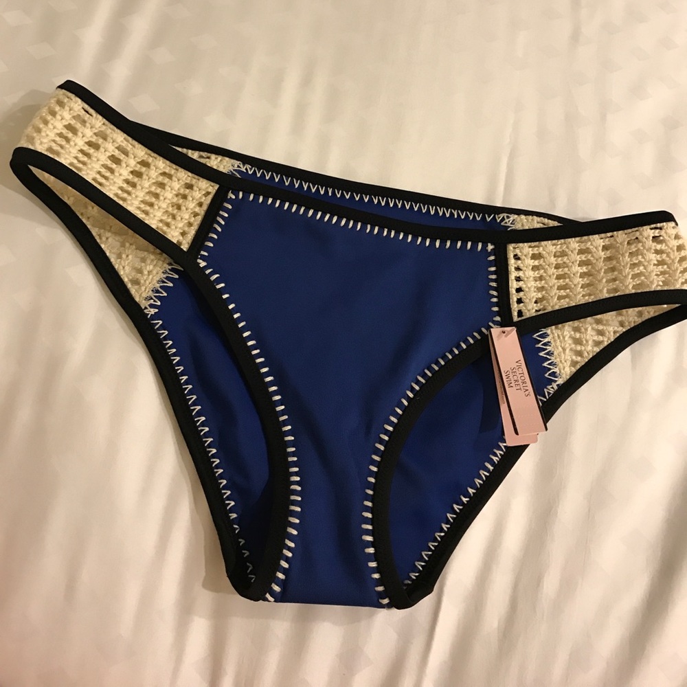 Bikini bottoms