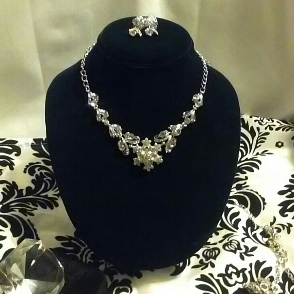 Rhinestone Necklace Set