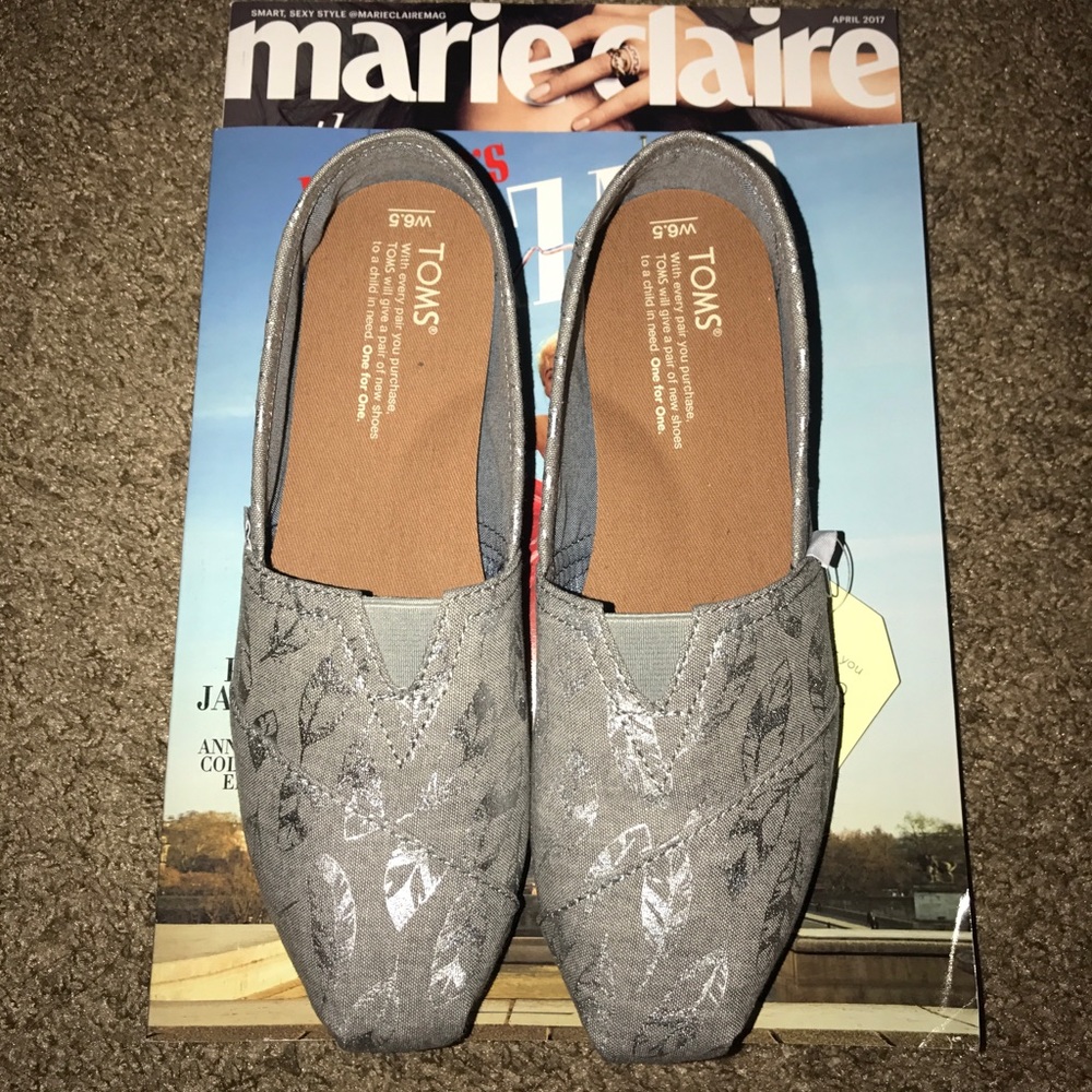Toms