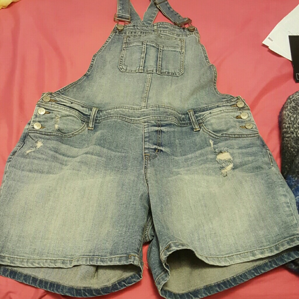 Never worn suspender shorts