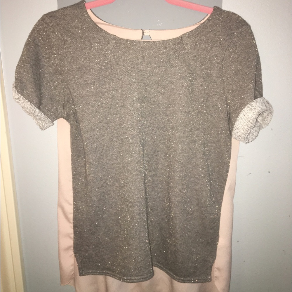 Cute gray top
