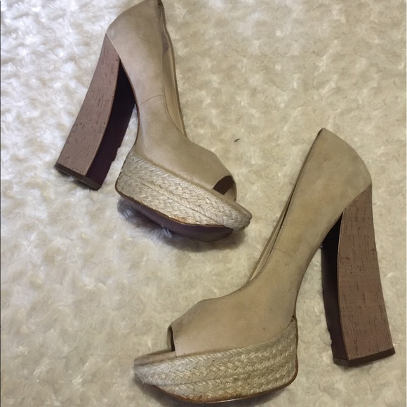 Fun Heels - Picture 2 of 3