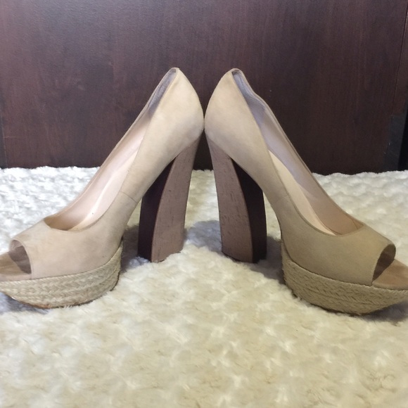 Fun Heels - Picture 3 of 3