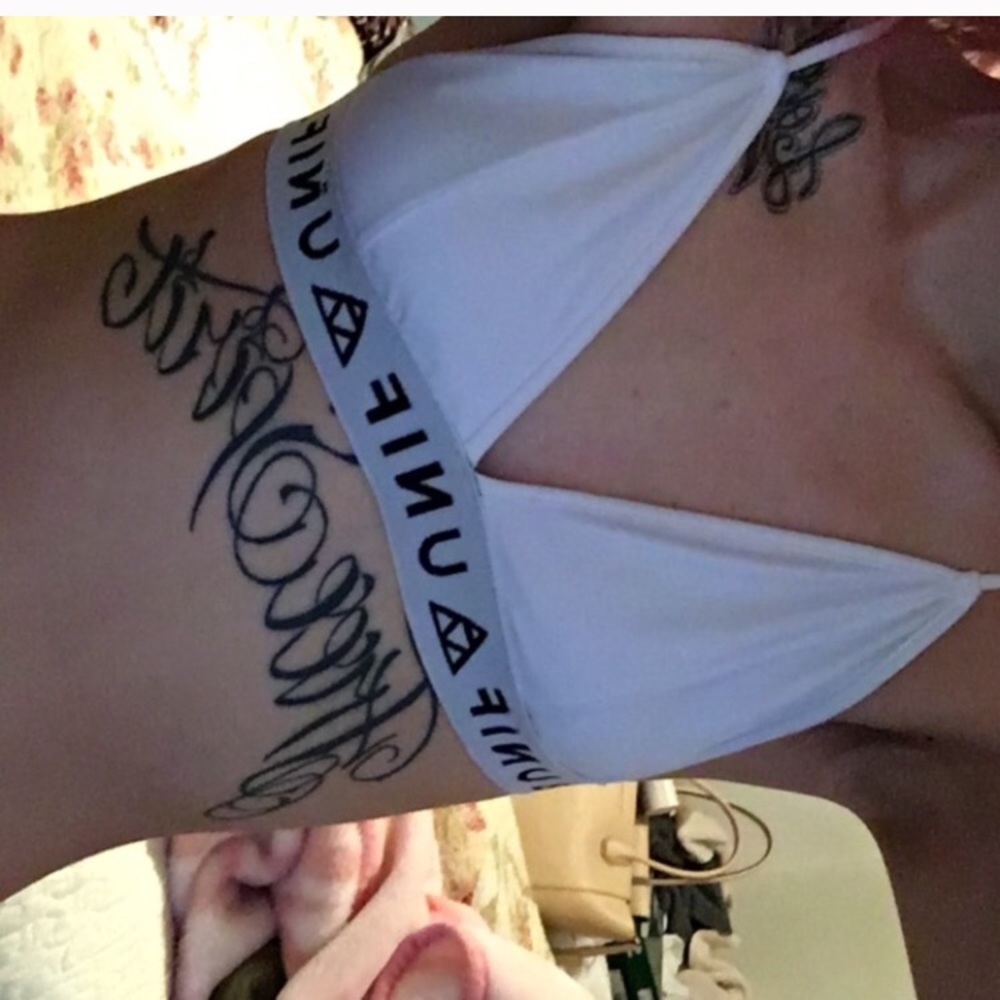 Unit bra !!! In ok condition size shall