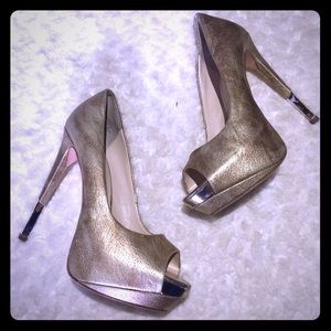 Boutique 9 Gold heels