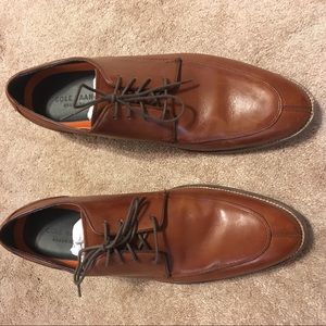 Cole Haan Lennox Hill Split Ox Men's Shoe.