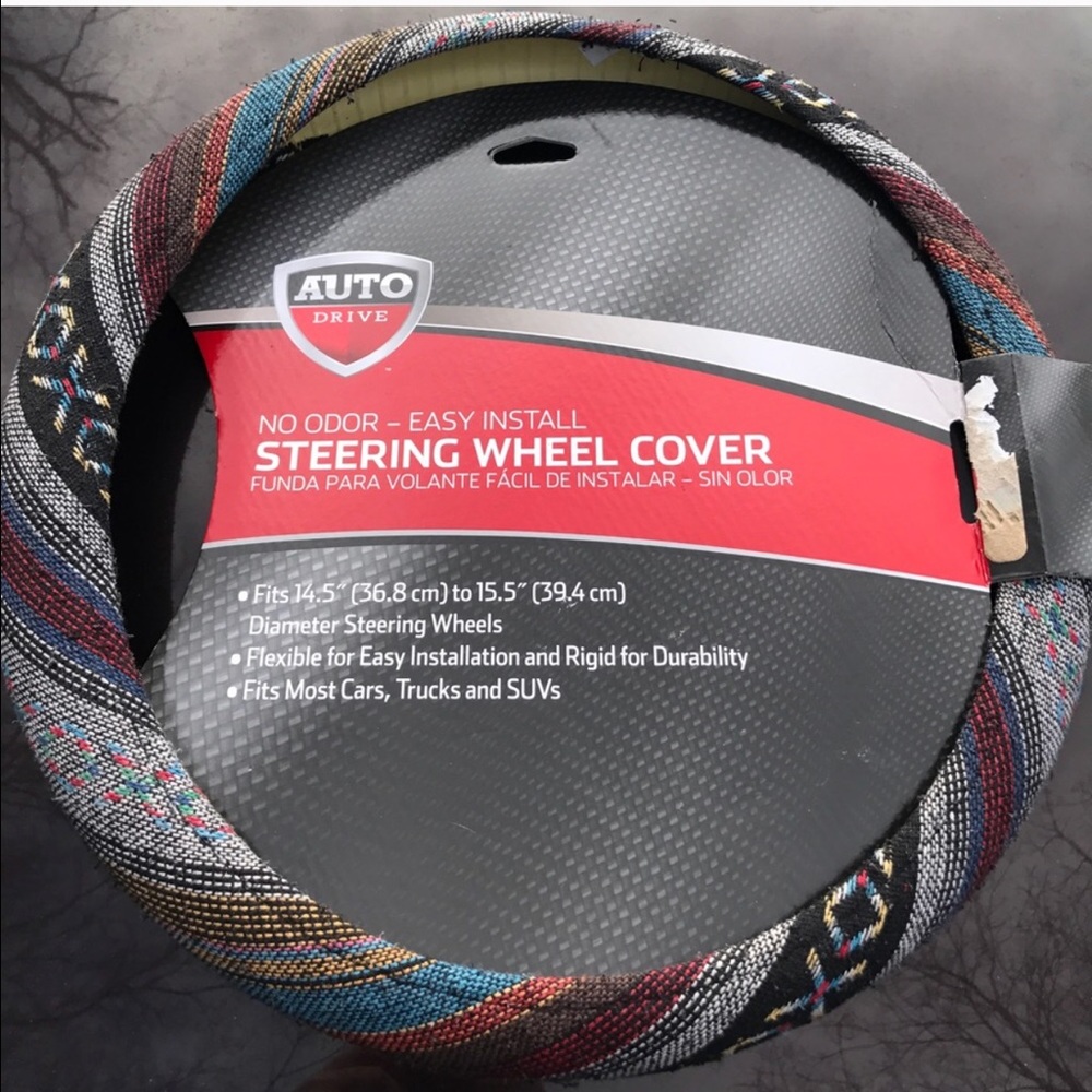 Steering wheel cover