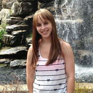 Meet your Posher, Kayla