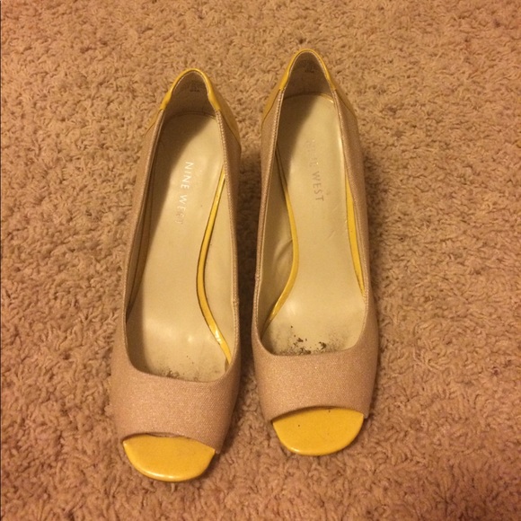 Color block heels - Picture 2 of 3