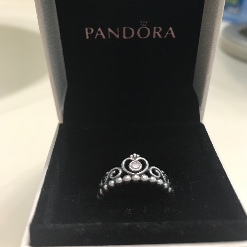 Pandora "princess" ring