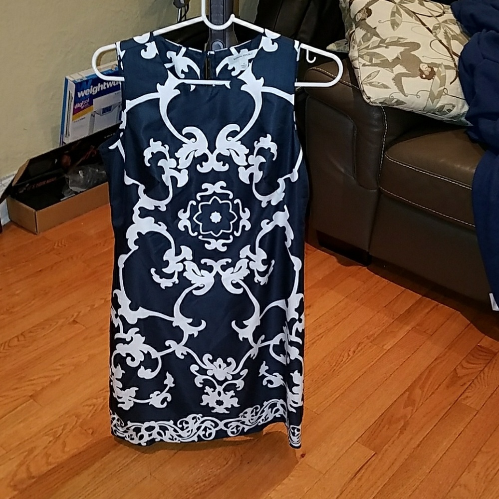 Printed navy blue and white dress