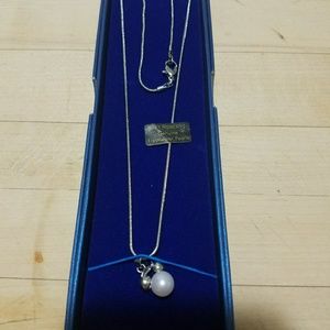 Freshwater pearl necklace