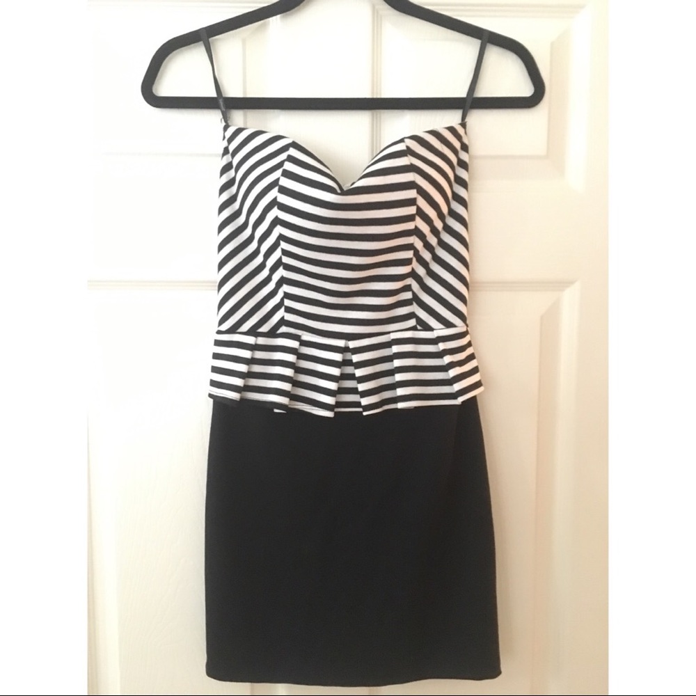 Papaya strapless dress