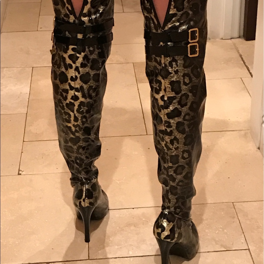 leaped skin boots