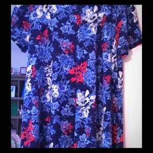 Sold Medium lularoe Carly
