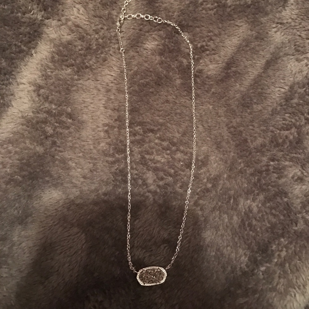 Kendra Scott Elisa necklace