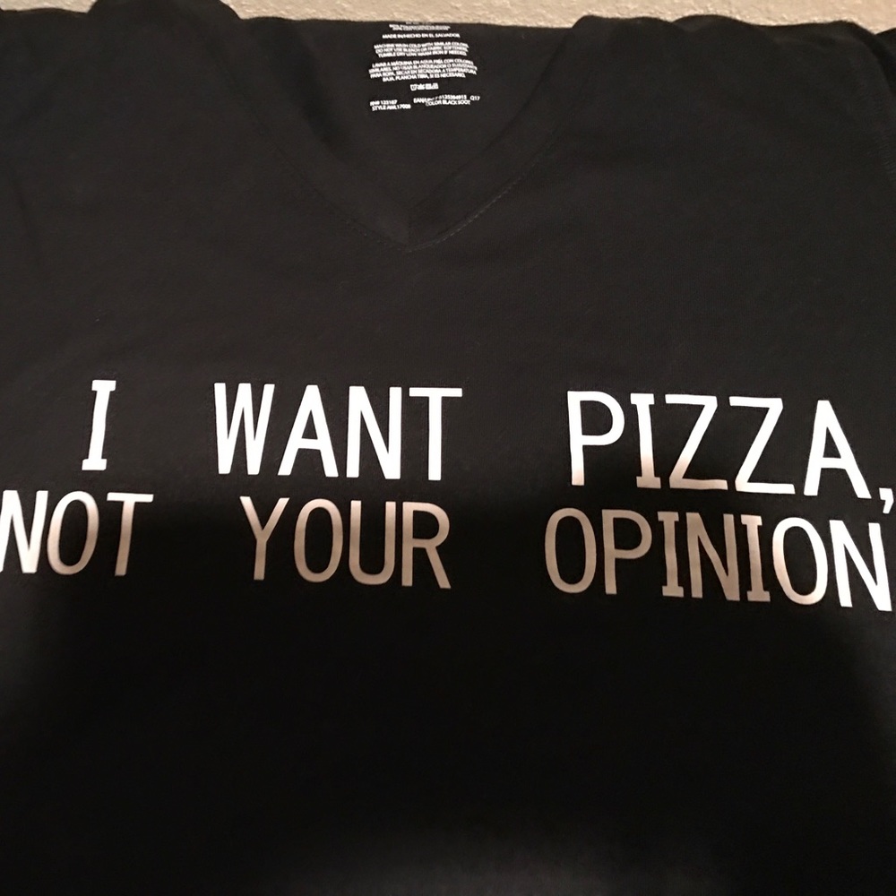 I want pizza V-Neck