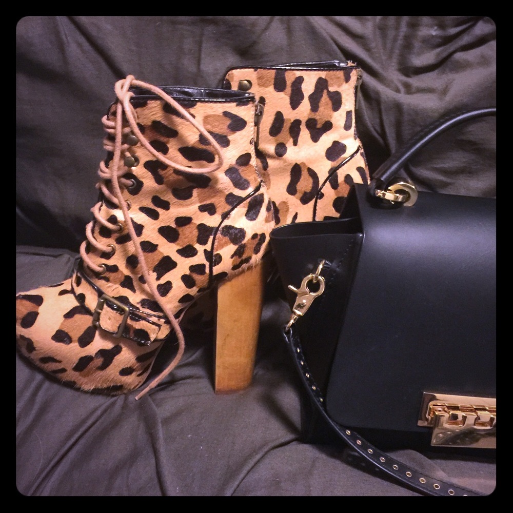 Bad A** special edition leopard lace up boots