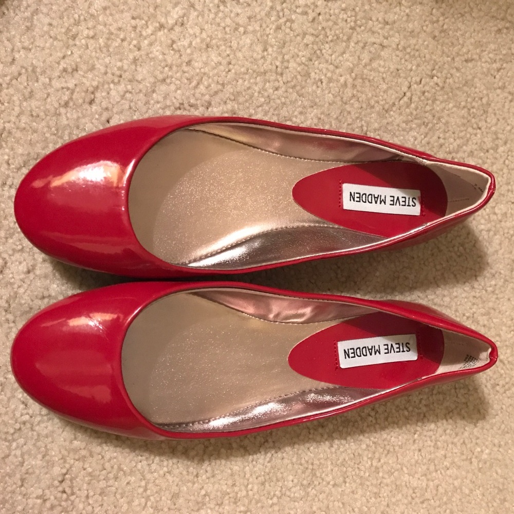 NWOT Steve Madden ballet flats