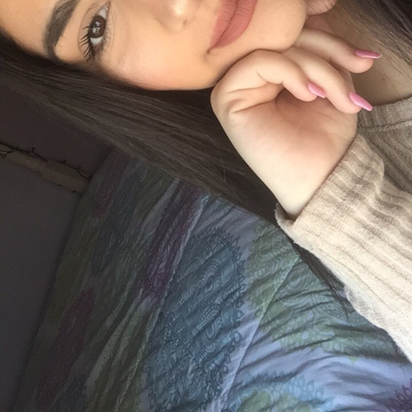 long sleeve crop top - Picture 2 of 2