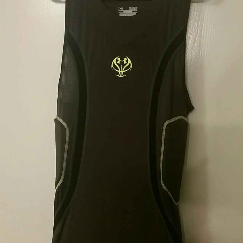 Under Armour Padded Basket Ball Tanktop