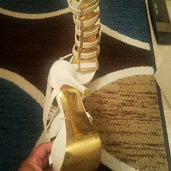 High heels - Picture 3 of 3