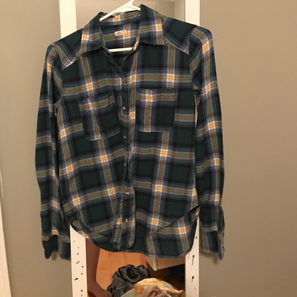 Hollister Green Flannel - Picture 2 of 2