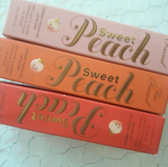 Peach Set - Picture 2 of 3