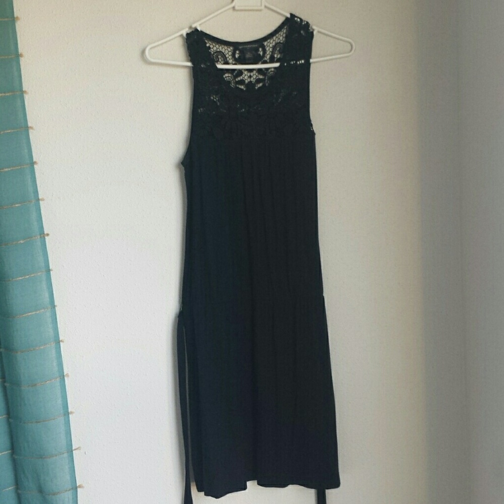 BR Black Lace-detailed Dress