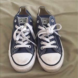 SIZE 7 NAVY BLUE CONVERSE
