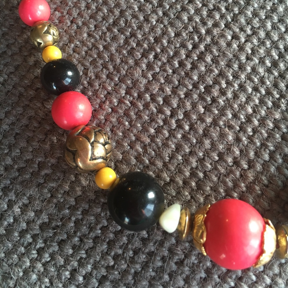 Beaded necklace