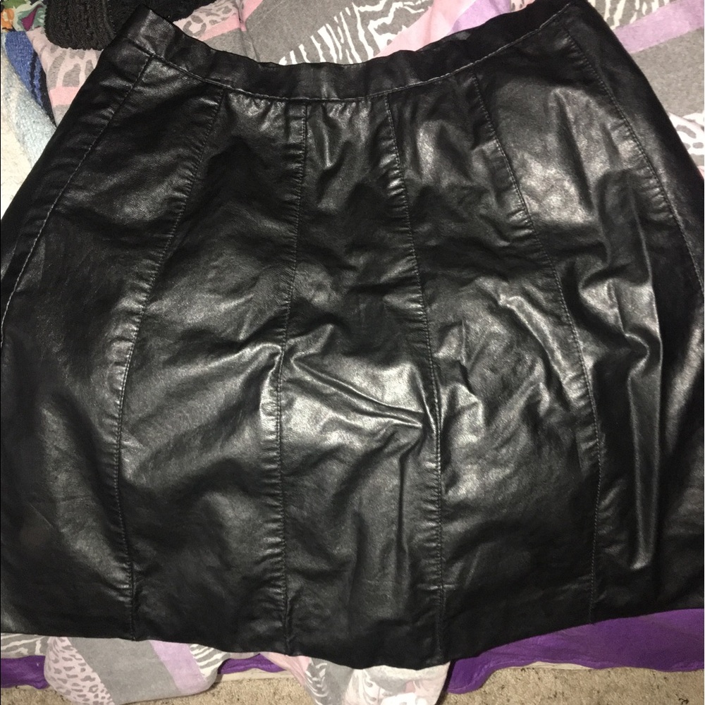 Leather skirt