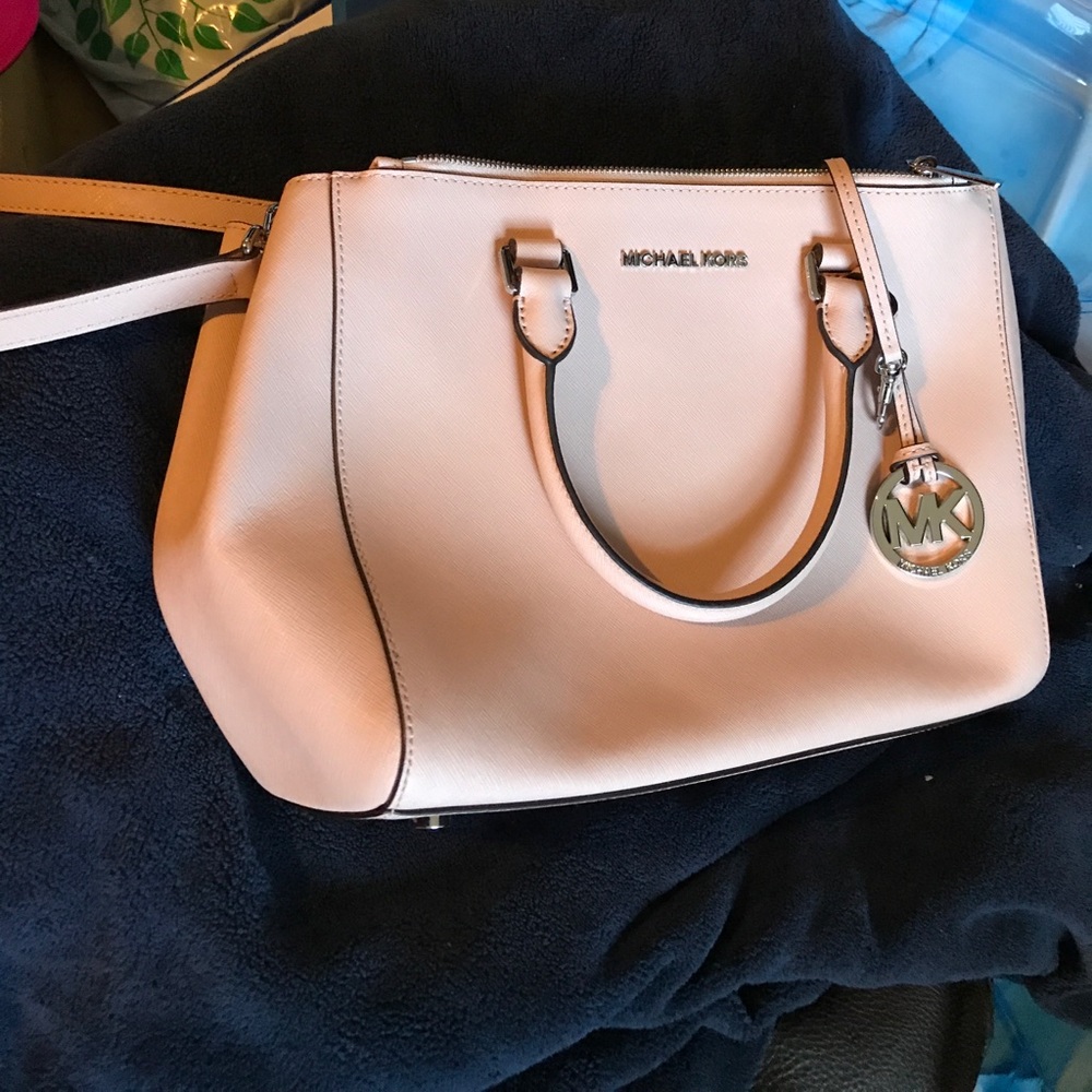 Michael kors Sutton baby pink