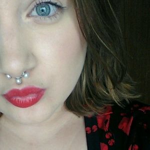 Meet your Posher, Alexandrea