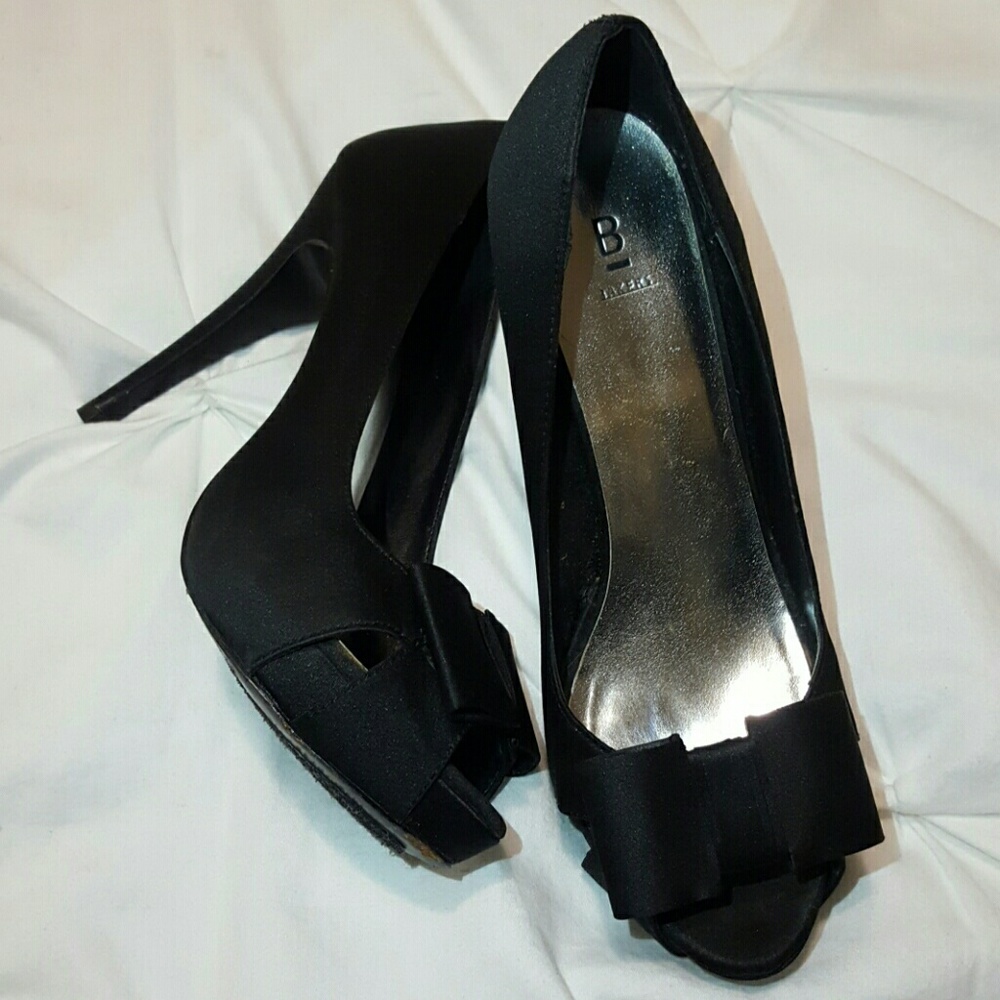 Bakers Black Satin Platform Dress Shoes - Picture 1 of 6
