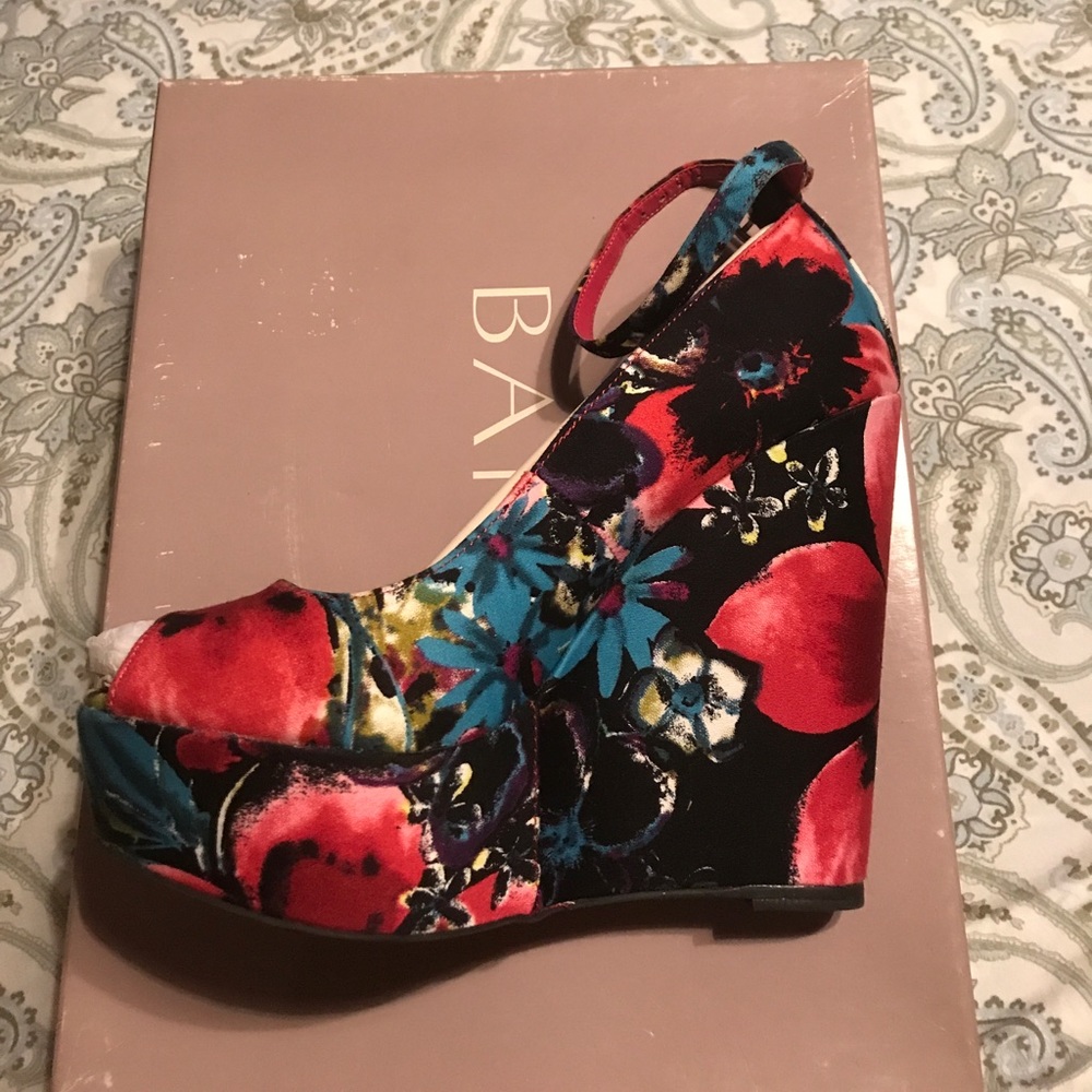 Floral wedges!!