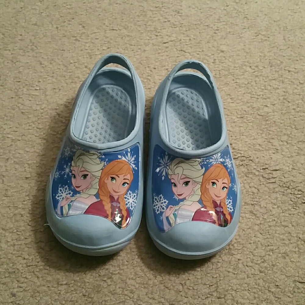 Frozen shoes