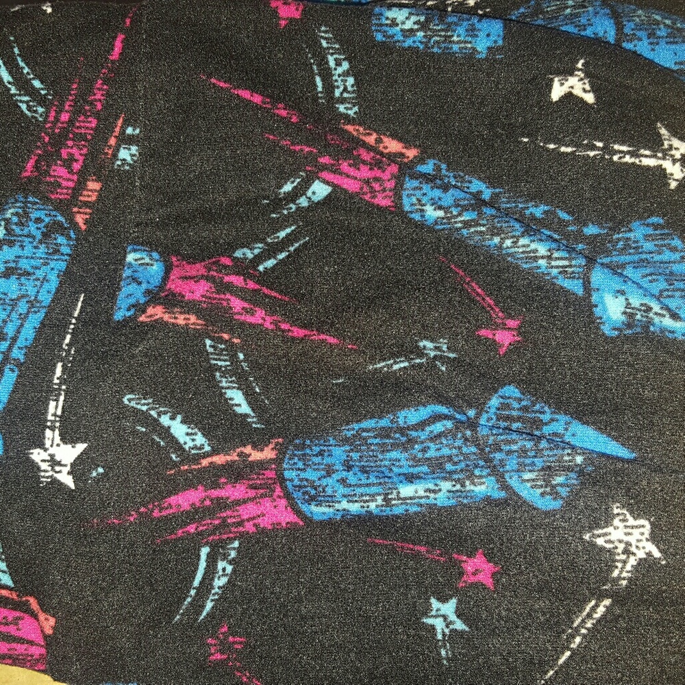 Fireworks lularoe leggings