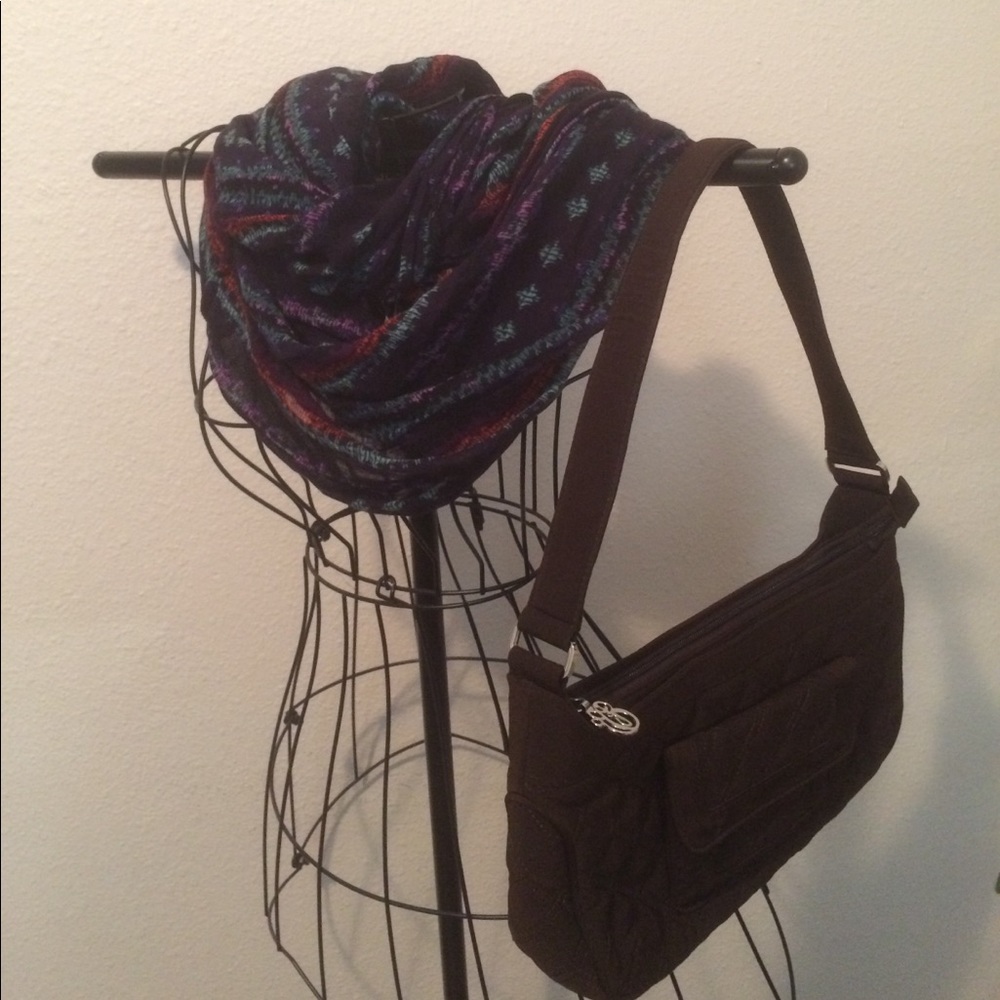 VERA BRADLEY Small Brown Spring Purse