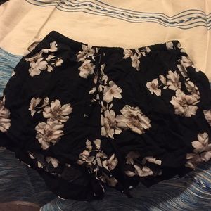 Brandy Melville stretchy soft shorts