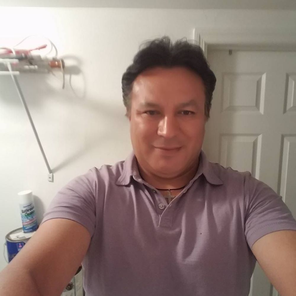 Meet your Posher, Javier