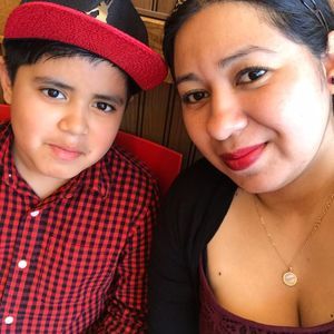 Meet your Posher, Narcisa