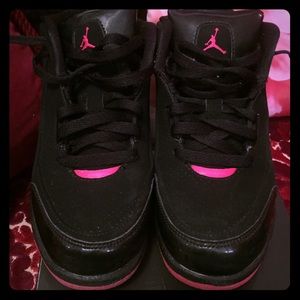 Girls Jordan After Game GS size 4Y