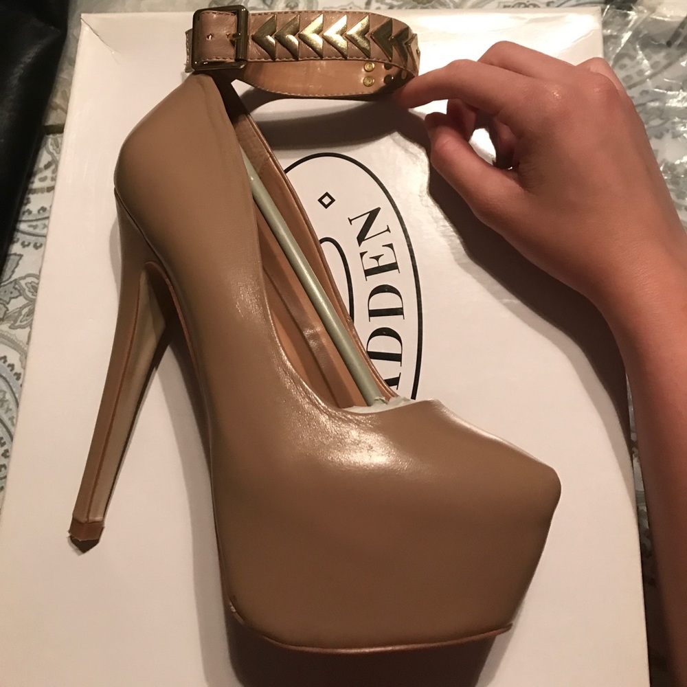Steve Madden high heels!