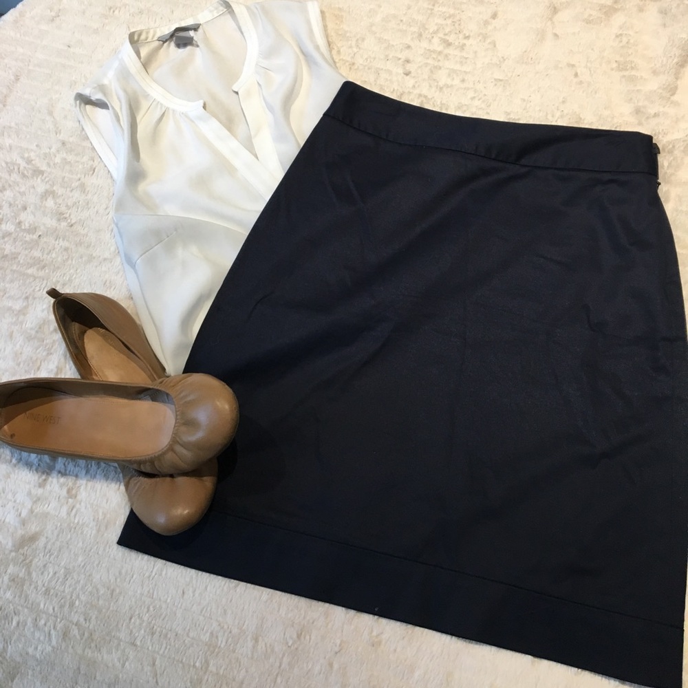 Brooks Brother Navy Skirt Sz 4