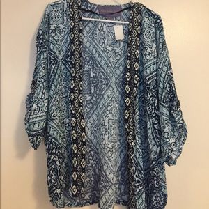 NWT Kimono Cardigan Size Small
