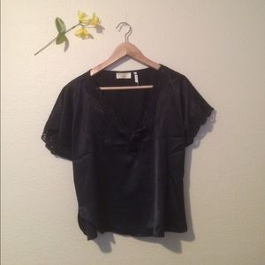 VICTORIA SECRET Vintage Black Night Top Small