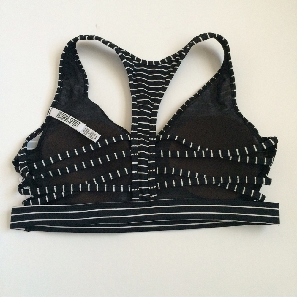 💖🆕(L) VS Strappy Sports Bra - Picture 2 of 3
