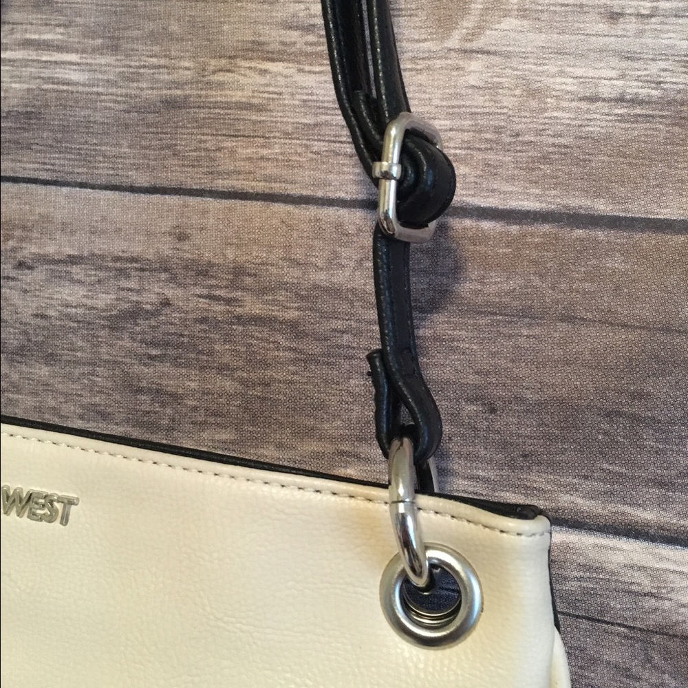 Nine West Small Crossbody Purse - Picture 3 of 7
